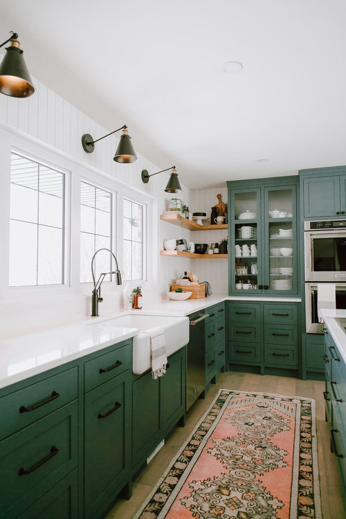 decorating with emerald green kitchen cabinets