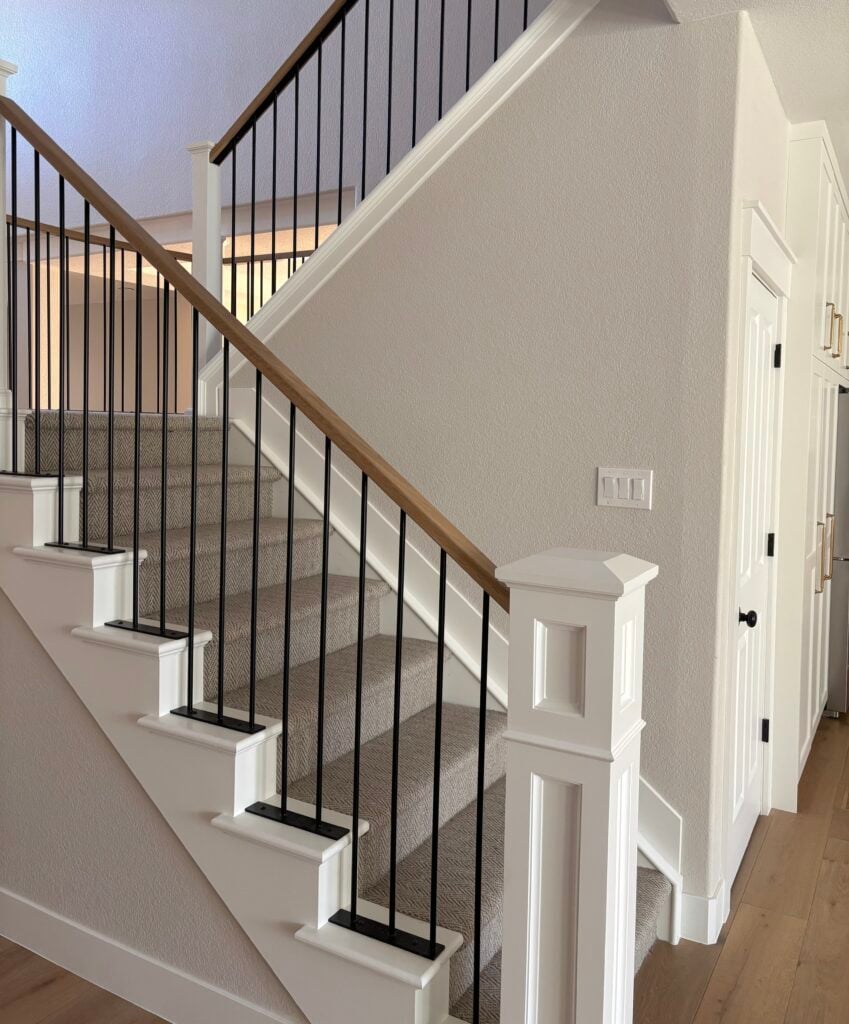 bm pale oak whole house color