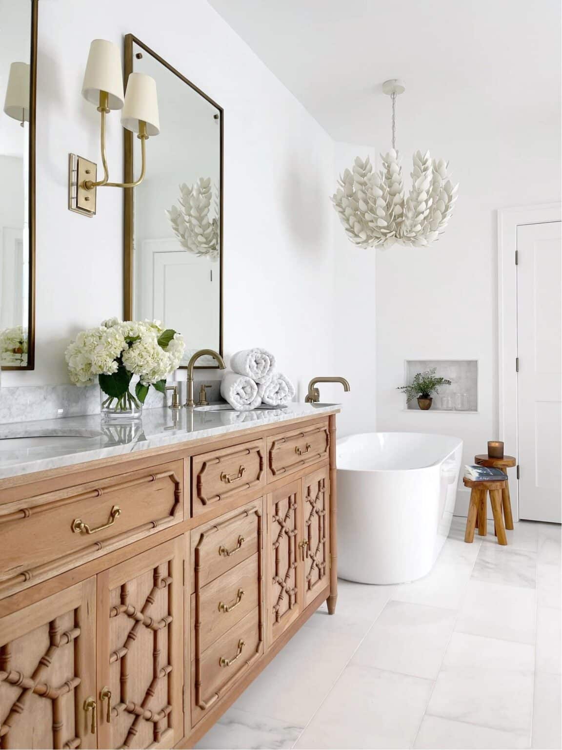 Benjamin Moore Chantilly Lace Paint Color Review – Welsh Design Studio