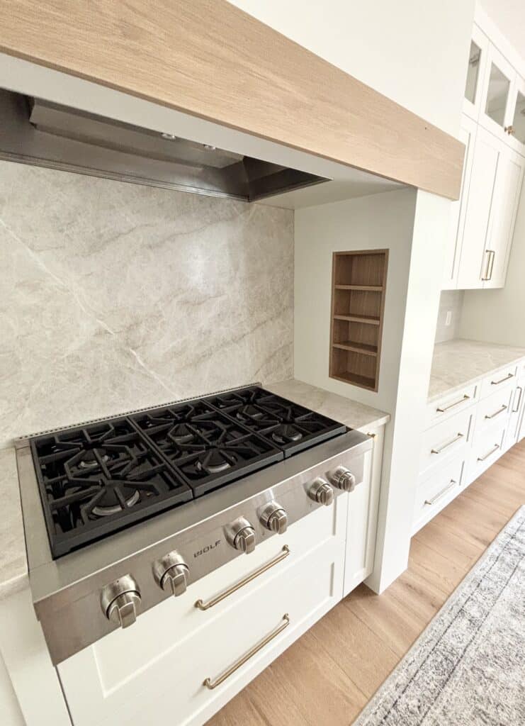 taj mahal quartzite slab backsplash