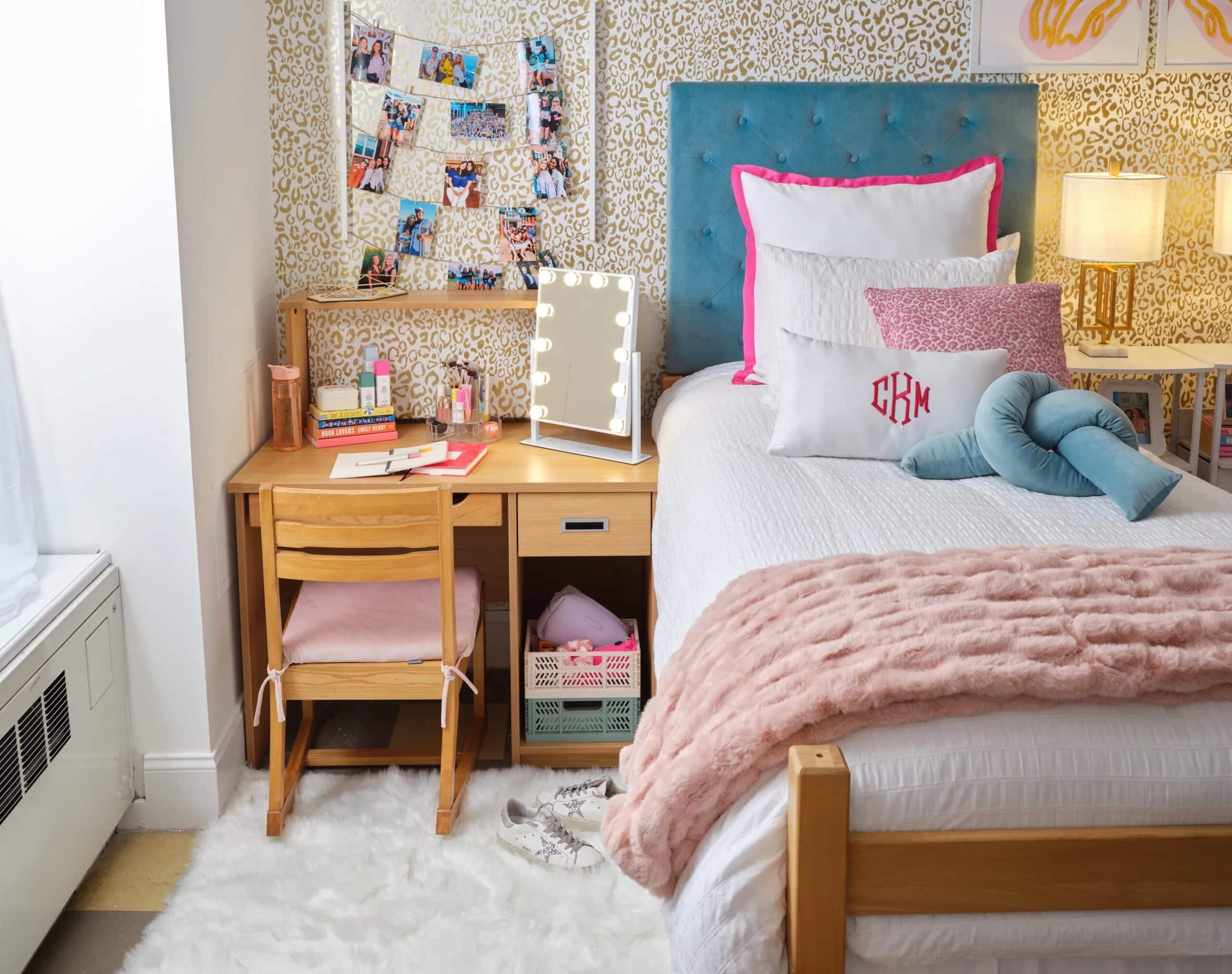 dorm bedding and decorating ideas for girls