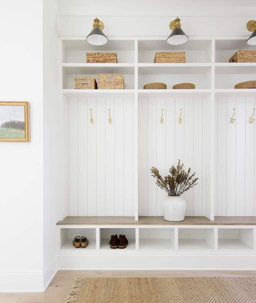 sw pure white mudroom