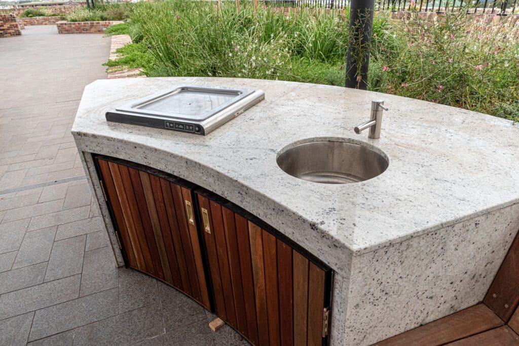 outdoor kitchen granite countertops