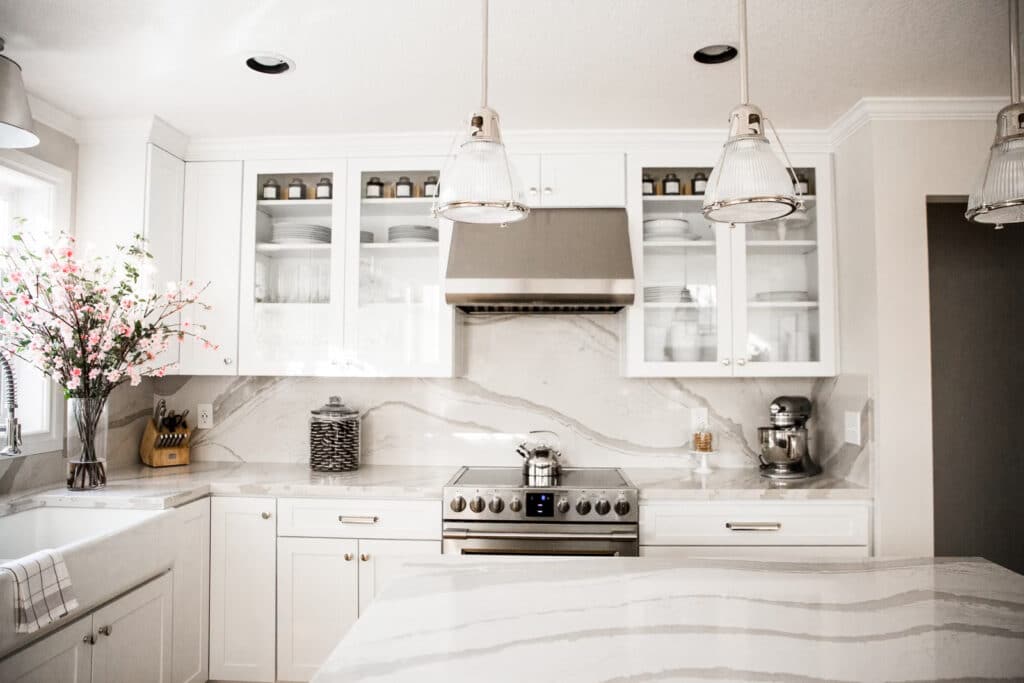 sw pure white kitchen cabinets