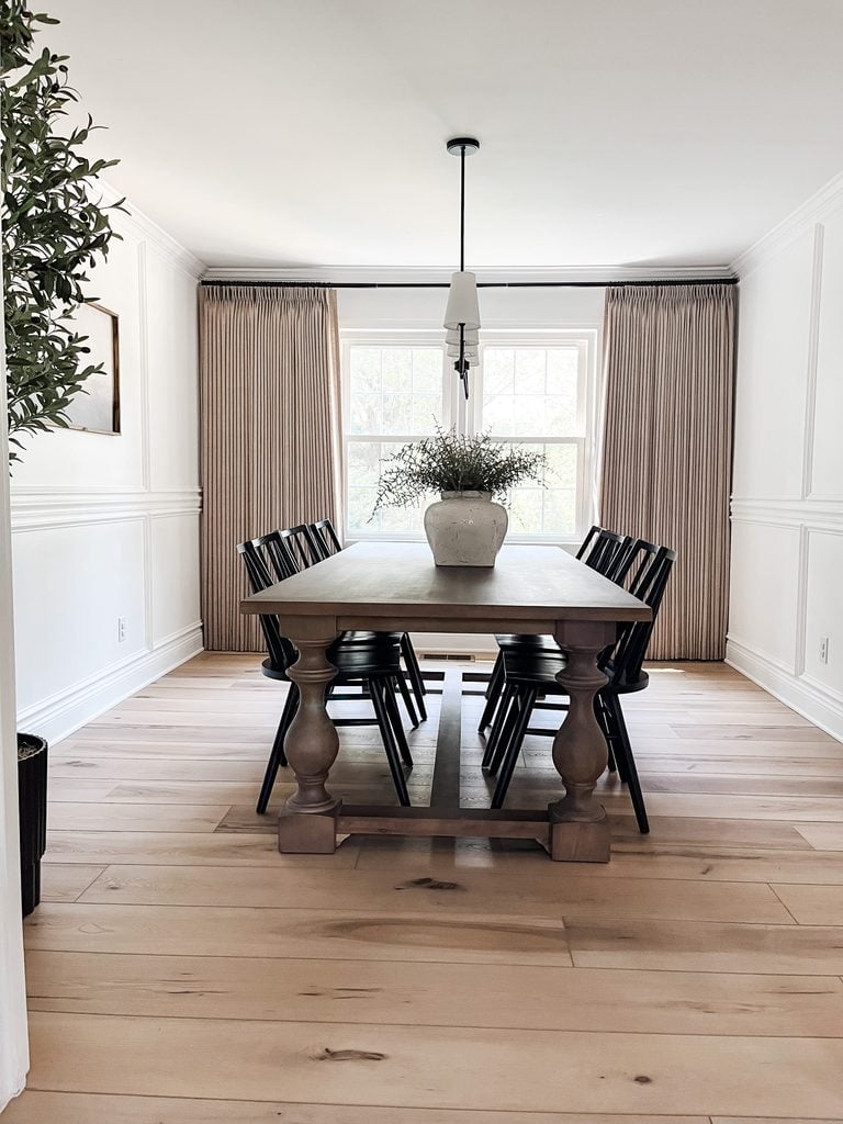 behr ultra pure white trim in dining room