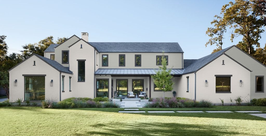 behr weathered white exterior with behr cracked pepper trim